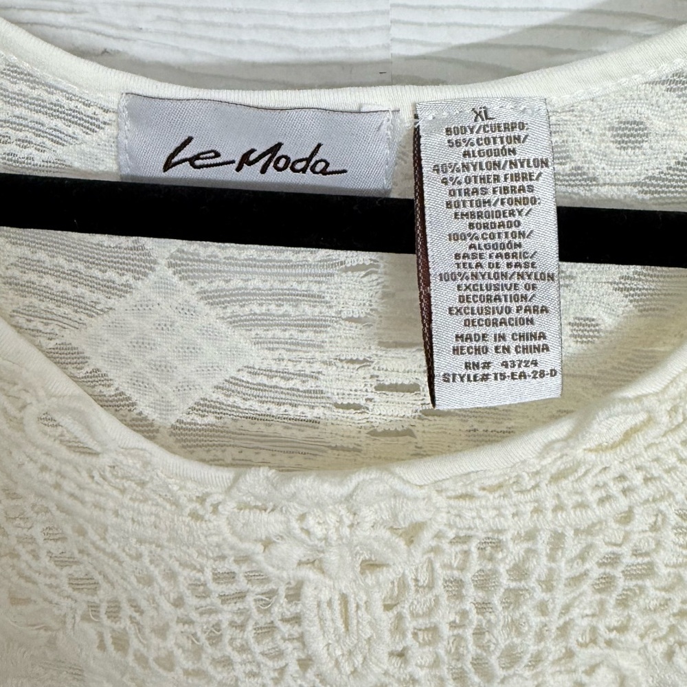 LeModa Women’s Ivory Shear & Lace Boho Top. Size M - Picture 8 of 8